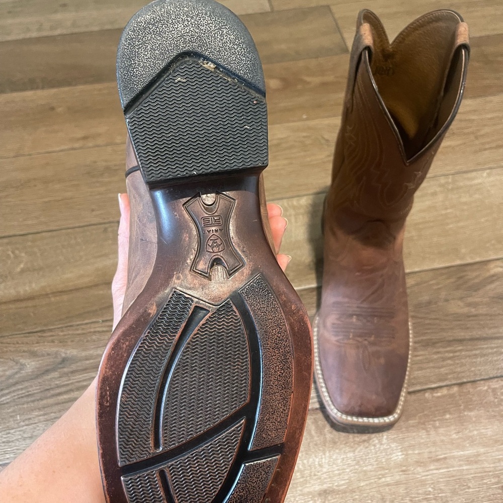 Ariat Men's Tan Leather Cowboy Boots - Picture 5 of 6